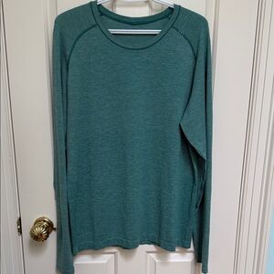 Lululemon sz L Men's Green Long Sleeve Shirt Top - License to Train or Drysense?